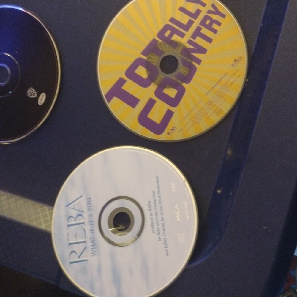 Assorted Music CDs Collection - Picture 5 of 5